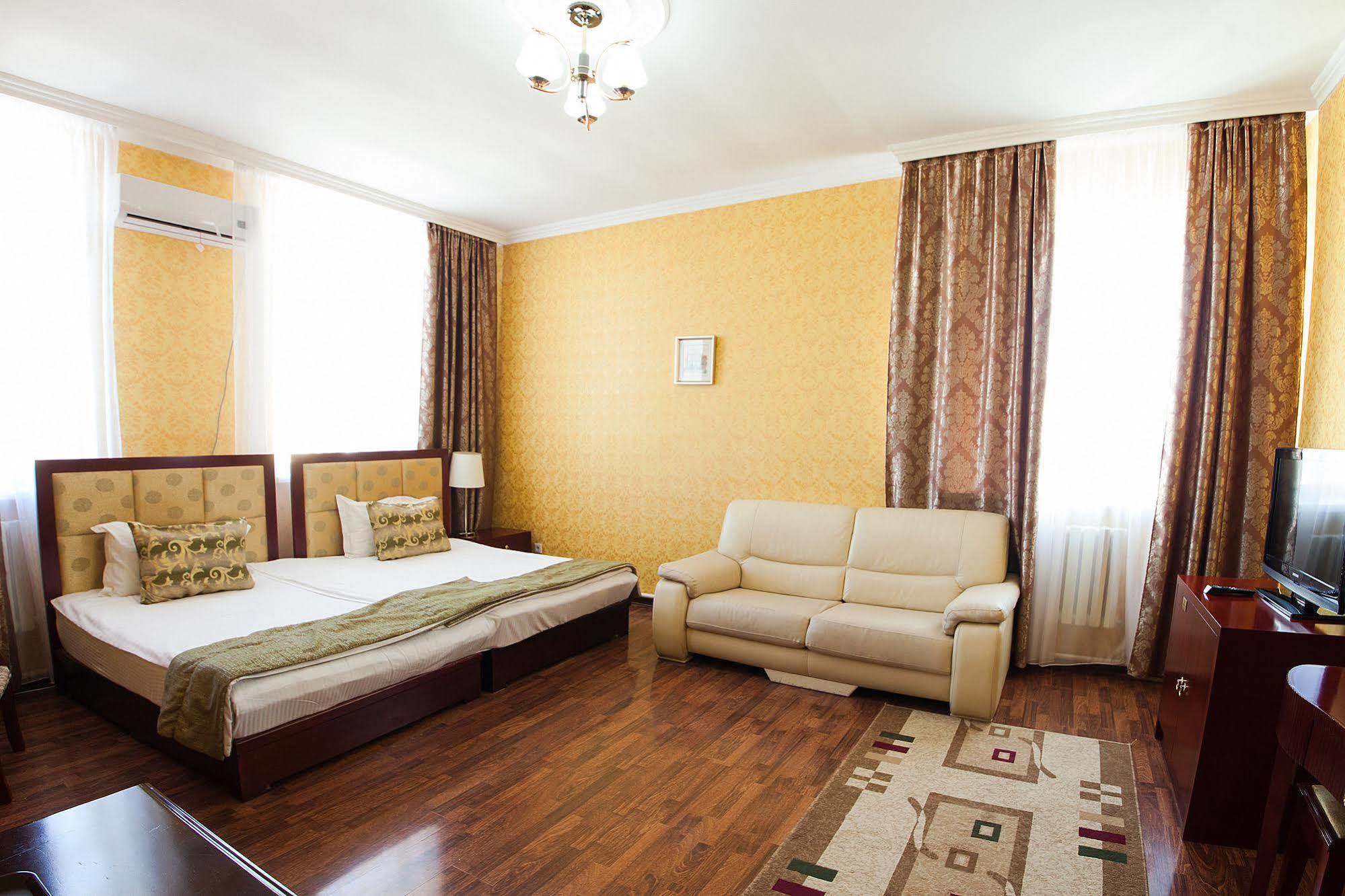 San Marino Hotel Astana ภายนอก รูปภาพ