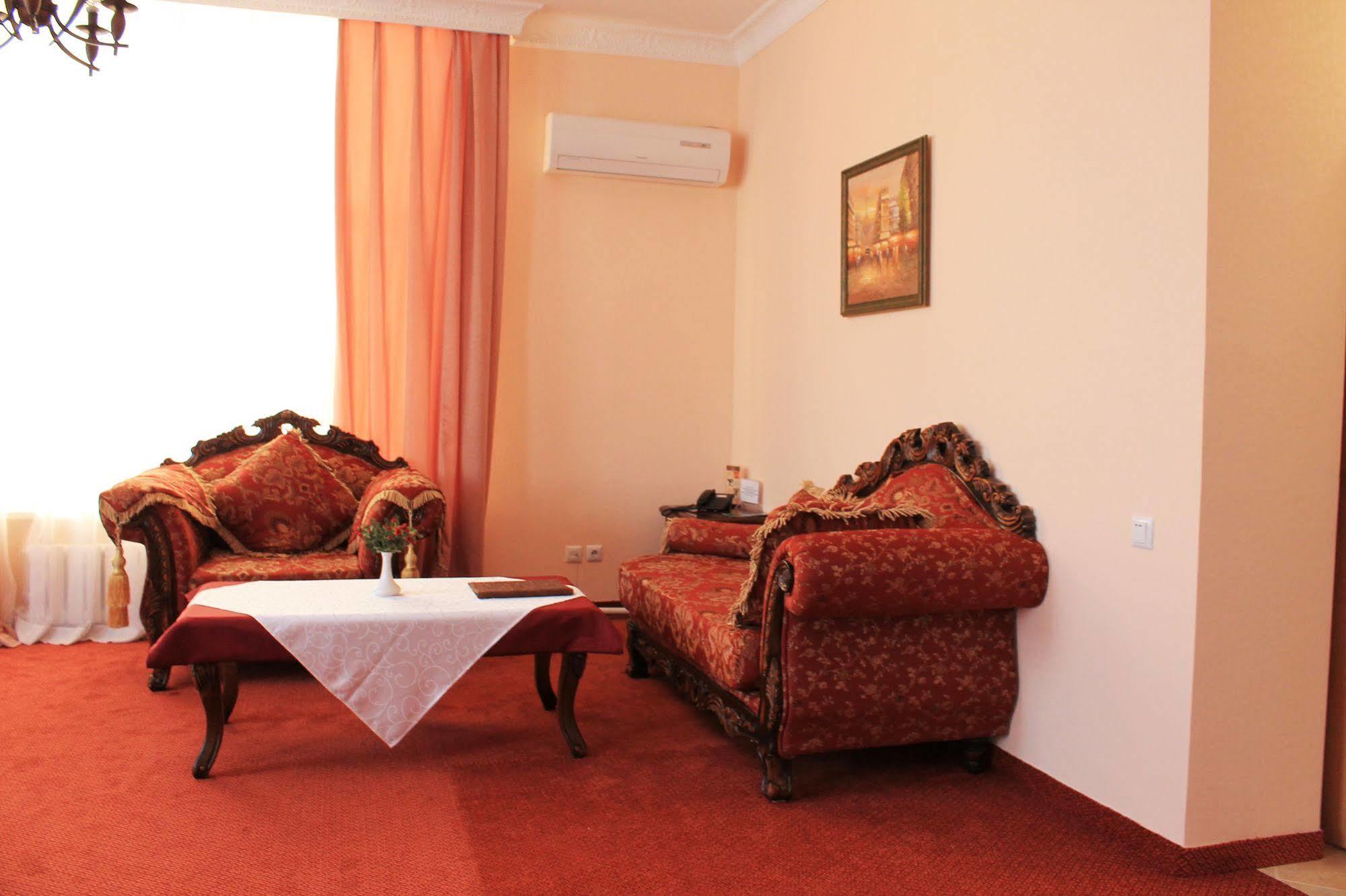 San Marino Hotel Astana ภายนอก รูปภาพ