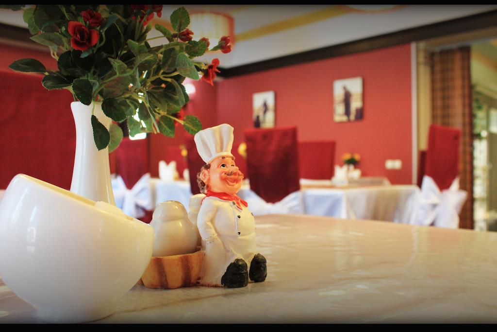 San Marino Hotel Astana ภายนอก รูปภาพ